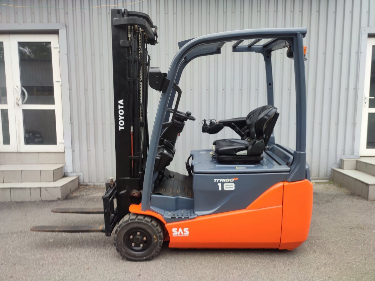 Електричний Навантажувач TOYOTA 8FBE18T 2017