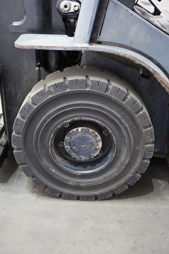 Газовий навантажувач Toyota 02-8FGF15 2018_12