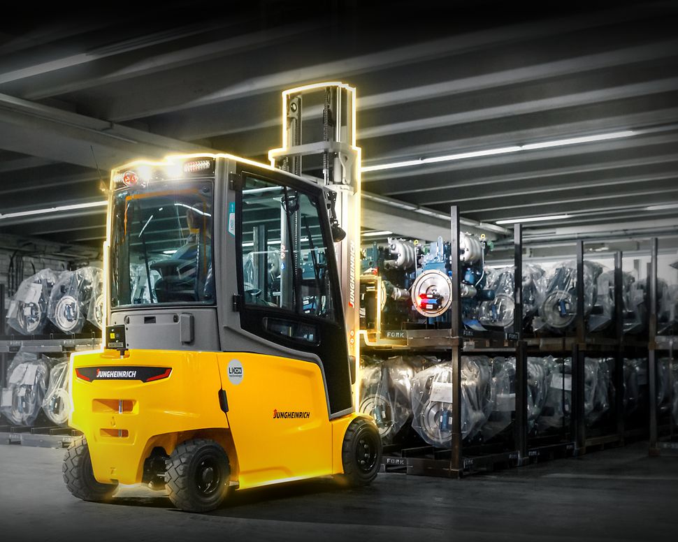 Електричні вилкові навантажувачі: застосування, плюси, види