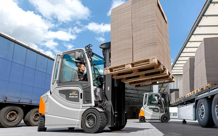 Вилковий навантажувач: види, особливості, вибір_1