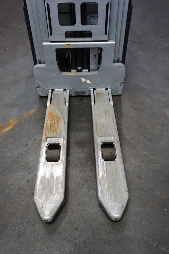 Електричний штабелер STILL EXV - SF 14_11