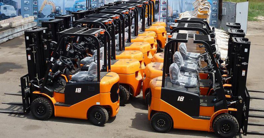 Зменшення витрат і підвищення товарообігу з вживаними навантажувачами